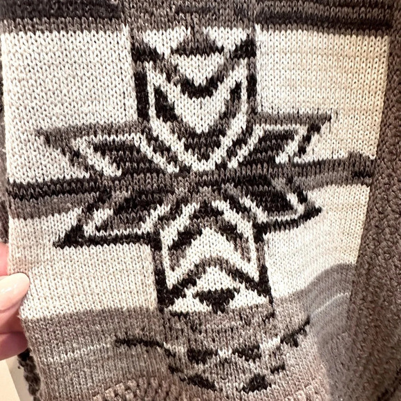 Vintage BCBGMAXAZRIA Y2K Southwestern Aztec Tribal Open Cardigan Sweater Size XL - Picture 4 of 12